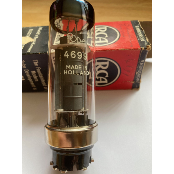 Electron tube 4699 Metal Base RCA